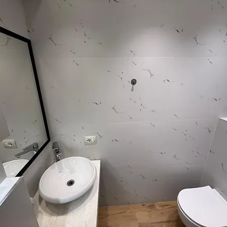 Urban Oasis Hideaway-style, Comfort And Vibes Apartmán Tirana