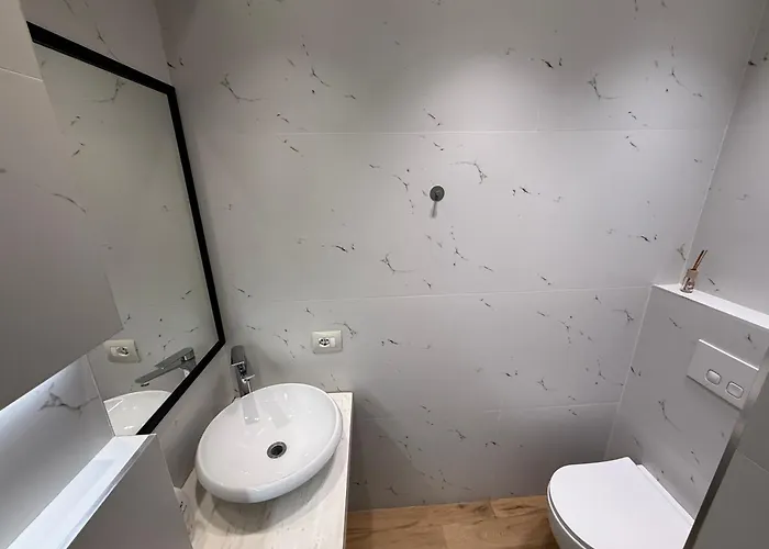 Urban Oasis Hideaway-style, Comfort And Vibes Apartmán Tirana